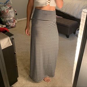 B&W striped maxi skirt